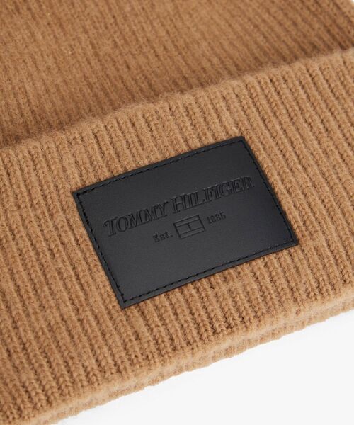 TOMMY HILFIGER（トミーヒルフィガー）の「レザーパッチビーニー（ニットキャップ/ビーニー・メンズ・ブラック/ブラウン・FREE）」の7枚目の写真