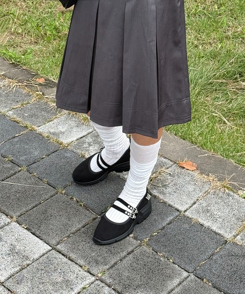 hiamu（ヒアム）の「[お気に入り登録数6,000突破！]【着用動画あり・3色展開】ダブルストラップヒアムロゴポイントメリージェーンスニーカー/hiamu 1st collection（バレエシューズ・レディース・オリーブ/ブラック/ブラウン・23.0cm/23.5cm/24.0cm/24.5cm/25.0cm）」の14枚目の写真
