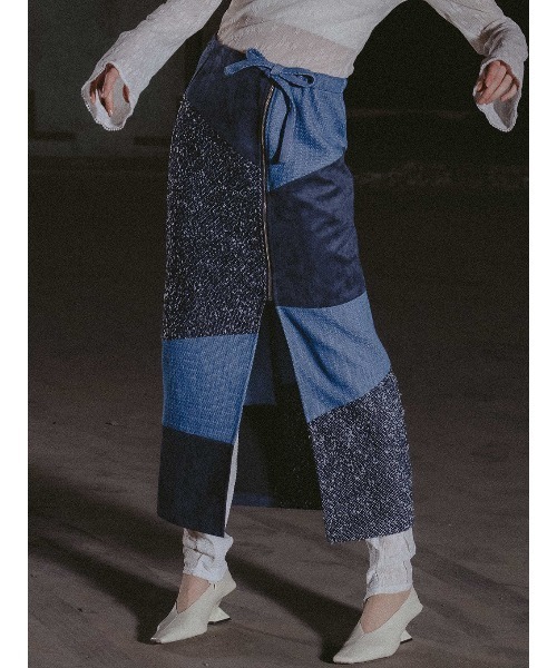 ELCHELE(エルチェレ)の「PATCH WORK ZIP UP SKIRT(スカート・レディース・マルチ・FREE)」の10枚目の写真