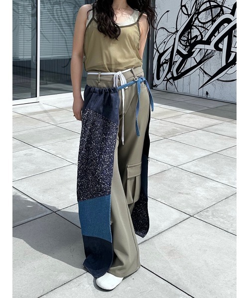 ELCHELE(エルチェレ)の「PATCH WORK ZIP UP SKIRT(スカート・レディース・マルチ・FREE)」の5枚目の写真