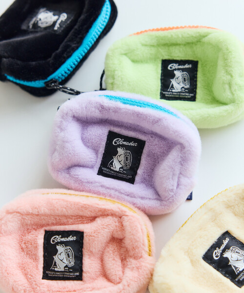 COBMASTER(コブマスター)の「Cobmaster/コブマスター 別注Fluffy square pouch S(ポーチ・メンズ・ブラック/ピンク/グリーン/ラベンダー/ベージュ・ONE SIZE)」の4枚目の写真