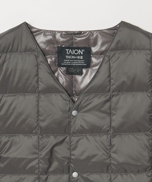 TAION(タイオン)の「<TAION>Vネック ボタン ベスト(ダウンベスト・メンズ・ダークブラウン/ブラック/ネイビー/ダークグレー・L/XL/M)」の20枚目の写真