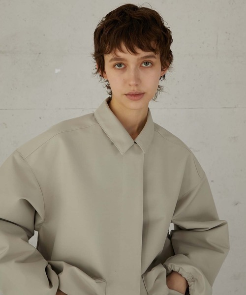 LA PEAU DE GEM（ラポドゥジェム）の「【LA PEAU DE GEM】3D pocket blouson/3Dポケットブルゾン（ブルゾン・レディース・ブラック/アイボリー・2/3）」の5枚目の写真