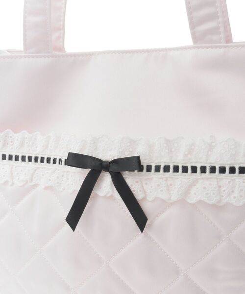 Maison de FLEUR（メゾンドフルール）の「コットンフリルスクエアトート（トートバッグ・レディース・ブラック/ピンク・FREE）」の15枚目の写真