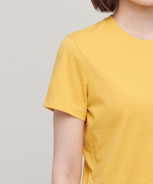 MUSINSA STANDARD WOMAN（ムシンサスタンダードウーマン）の「[クールタンダード] ウィメンズ クルーネック クロップTシャツ [メロウイエロー]（Tシャツ/カットソー・レディース・その他・SMALL/MEDIUM/LARGE/X-LARGE/X-SMALL）」の5枚目の写真