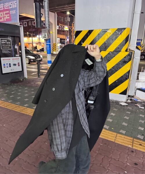 INSILENCE（インサイロンス）の「カシミアダブルロングコートBLACK（チェスターコート・レディース・その他・LARGE/MEDIUM/SMALL）」の9枚目の写真