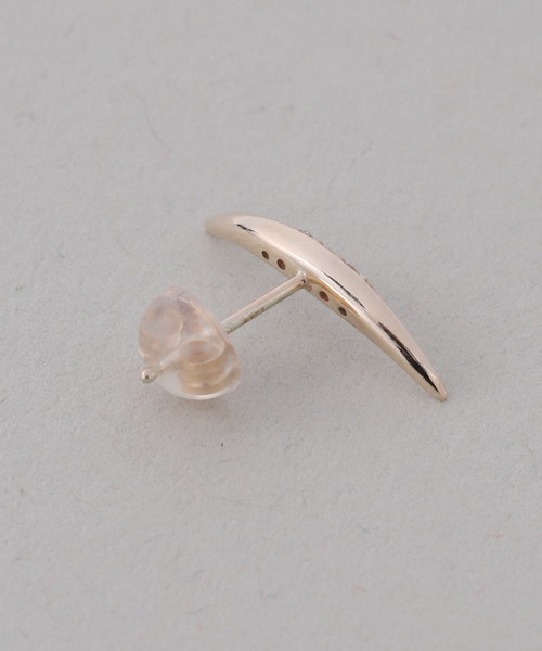 Lilas(リラ)の「《WEB限定》ムーンラインホワイトトパーズピアス K10(両耳)(ピアス(両耳用)・レディース・ゴールド・FREE)」の11枚目の写真