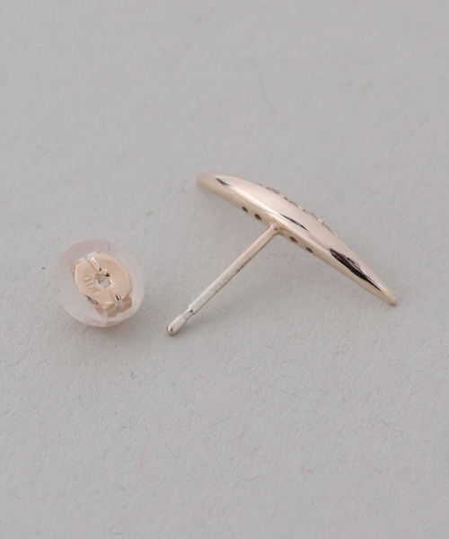 Lilas(リラ)の「《WEB限定》ムーンラインホワイトトパーズピアス K10(両耳)(ピアス(両耳用)・レディース・ゴールド・FREE)」の12枚目の写真