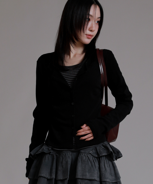 LIKE THE MOST(ライクザモースト)の「ストライプインナーレイヤードカーディガンTシャツ_ブラック(Tシャツ/カットソー・レディース・ブラック・SMALL/MEDIUM)」の4枚目の写真