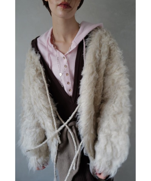 TRUNC（トランクエイティーエイト）の「Fluffy Ribbon Cardigan / フラッフィーリボンカーディガン（カーディガン/ボレロ・レディース・アイボリー/チャコールグレー・FREE）」の6枚目の写真