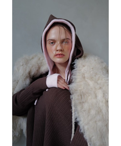 TRUNC（トランクエイティーエイト）の「Fluffy Ribbon Cardigan / フラッフィーリボンカーディガン（カーディガン/ボレロ・レディース・アイボリー/チャコールグレー・FREE）」の13枚目の写真