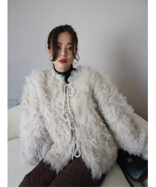 TRUNC（トランクエイティーエイト）の「Fluffy Ribbon Cardigan / フラッフィーリボンカーディガン（カーディガン/ボレロ・レディース・アイボリー/チャコールグレー・FREE）」の17枚目の写真