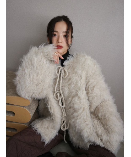 TRUNC（トランクエイティーエイト）の「Fluffy Ribbon Cardigan / フラッフィーリボンカーディガン（カーディガン/ボレロ・レディース・アイボリー/チャコールグレー・FREE）」の18枚目の写真