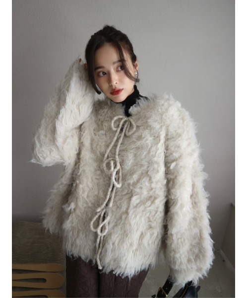 TRUNC（トランクエイティーエイト）の「Fluffy Ribbon Cardigan / フラッフィーリボンカーディガン（カーディガン/ボレロ・レディース・アイボリー/チャコールグレー・FREE）」の19枚目の写真