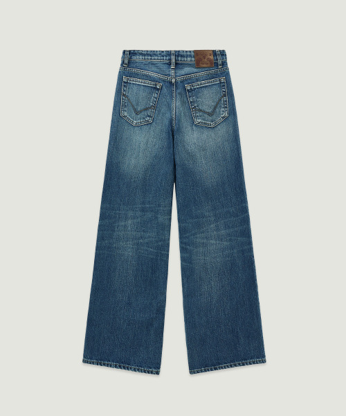 LMOOD（エルムード）の「(W) トラペーズワイドデニムスモーキングブルー（デニムパンツ・レディース・その他・38/36/34）」の4枚目の写真
