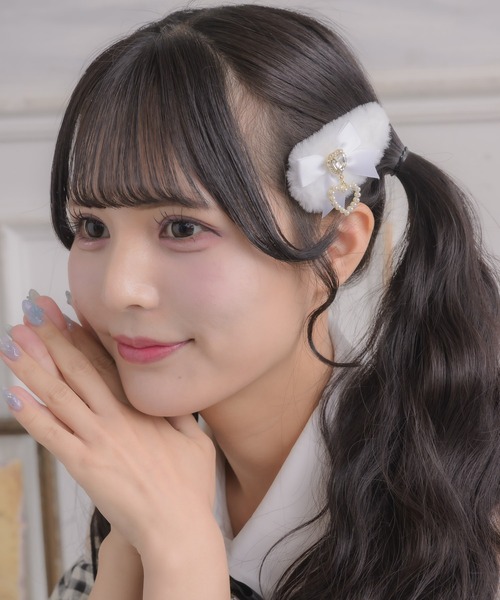 ROJITA（ロジータ）の「リボン付ファークリップセット（バレッタ/ヘアクリップ・レディース・ブラック/マルチ/ホワイト・FREE）」の5枚目の写真