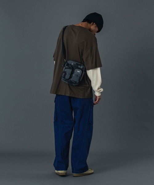 XLARGE（エクストララージ）の「CANVAS TACTICAL SHOULDER BAG（ショルダーバッグ・メンズ・ブラック/グレー/カモフラージュ・ONE SIZE）」の5枚目の写真
