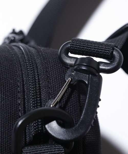 XLARGE（エクストララージ）の「CANVAS TACTICAL SHOULDER BAG（ショルダーバッグ・メンズ・ブラック/グレー/カモフラージュ・ONE SIZE）」の12枚目の写真