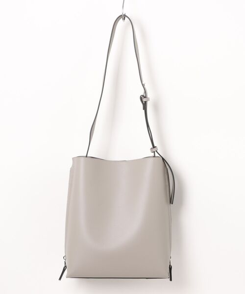 ROPE'（ロペ）の「【E'POR】Y BAG Shoulder Medium【軽量】（ショルダーバッグ・レディース・キナリ/ライトグレー・FREE）」の3枚目の写真