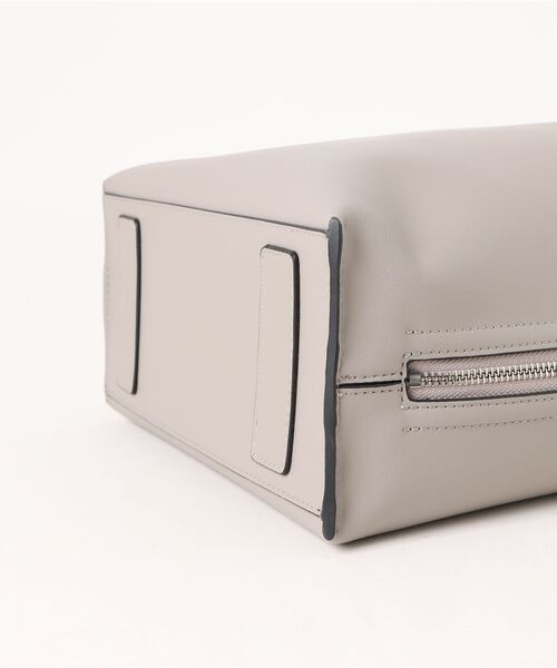 ROPE'（ロペ）の「【E'POR】Y BAG Shoulder Medium【軽量】（ショルダーバッグ・レディース・キナリ/ライトグレー・FREE）」の4枚目の写真