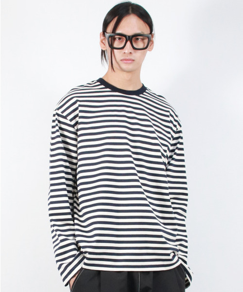 DEMARC(ドゥマーク)の「M STRIPE LOOSE-FIT LONG SLEEVE TEE - Dark Navy(Tシャツ/カットソー・メンズ・その他・MEDIUM/LARGE)」の5枚目の写真