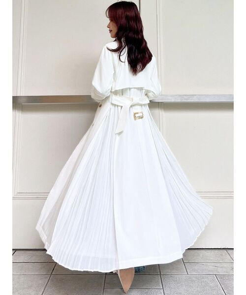 RESEXXY（リゼクシー）の「サイドプリーツトレンチコート（トレンチコート・レディース・ホワイト/ベージュ/ブラック・FREE）」の5枚目の写真