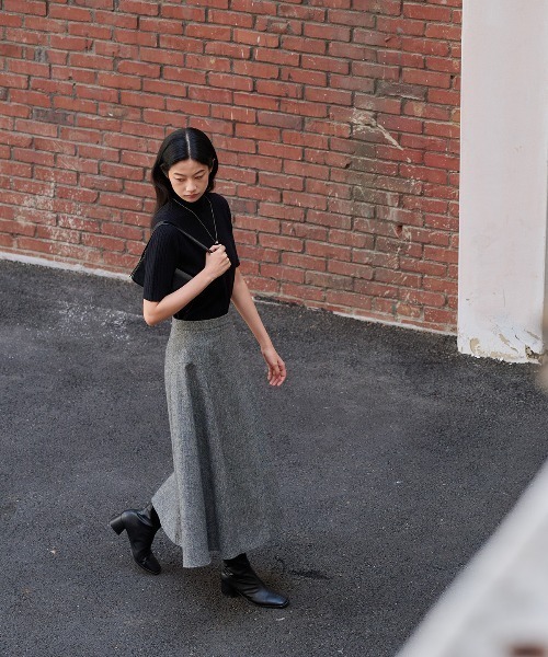 GENERAL IDEA（ジェネラルアイデア）の「【GENERAL IDEA】ウールフレアロングスカート / WOOL FLARE LONG SKIRT/（スカート・レディース・ブラック/ブラウン・M/S/L）」の9枚目の写真