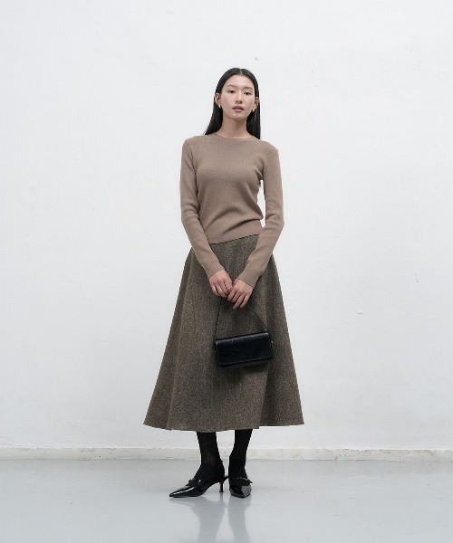 GENERAL IDEA（ジェネラルアイデア）の「【GENERAL IDEA】ウールフレアロングスカート / WOOL FLARE LONG SKIRT/（スカート・レディース・ブラック/ブラウン・M/S/L）」の14枚目の写真