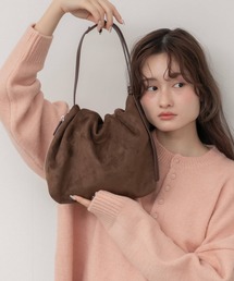 HEILIS（ヘイリス）の「巾着スエードショルダーバッグ / ブラック ブラウン キャメル 茶色 黒色 フェイクスエード ワンハンドル ストラップ 調節可能 ファスナー 巾着 ショルダー 春服 秋服 冬服（ショルダーバッグ）」