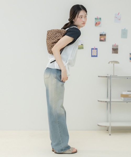 HEILIS(ヘイリス)の「巾着スエードショルダーバッグ / ブラック ブラウン キャメル 茶色 黒色 フェイクスエード ワンハンドル ストラップ 調節可能 ファスナー 巾着 ショルダー 春服 秋服 冬服(ショルダーバッグ・レディース・ブラック/ブラウン/ブラウン系その他/ベージュ系その他・FREE)」の16枚目の写真