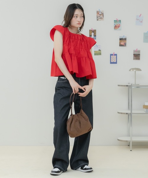 HEILIS(ヘイリス)の「巾着スエードショルダーバッグ / ブラック ブラウン キャメル 茶色 黒色 フェイクスエード ワンハンドル ストラップ 調節可能 ファスナー 巾着 ショルダー 春服 秋服 冬服(ショルダーバッグ・レディース・ブラック/ブラウン/ブラウン系その他/ベージュ系その他・FREE)」の9枚目の写真