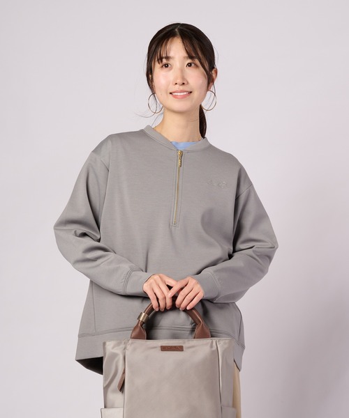 Arnold Palmer(アーノルドパーマー)の「クッションダンボール ハーフジッププルオーバー(スウェット・レディース・オフホワイト/ダークグレー/グレー・M/S/L)」の2枚目の写真