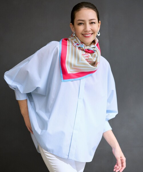 自由区(ジユウク)の「フォルム シャツ(シャツ/ブラウス・レディース・サックスブルー系/グレー系/アイボリー系・40/38)」の3枚目の写真
