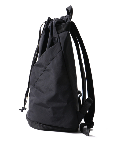 bubilian（バビリアン）の「トラウトバックパック_ブラック（バックパック/リュック・レディース・その他・FREE）」の2枚目の写真