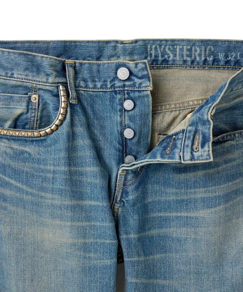 HYSTERIC GLAMOUR（ヒステリックグラマー）の「HYS SP加工 スリムストレートデニムパンツ（デニムパンツ・メンズ・ライトインディゴブルー・28inch/34inch/32inch/31inch/30inch/29inch）」の3枚目の写真