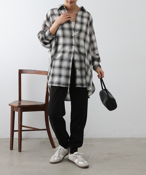 COLONY 2139(コロニートゥーワンスリーナイン)の「4WAYストレッチジョガーパンツ(その他パンツ・レディース・グレー/ブラック/インディゴブルー・SMALL/MEDIUM)」の18枚目の写真