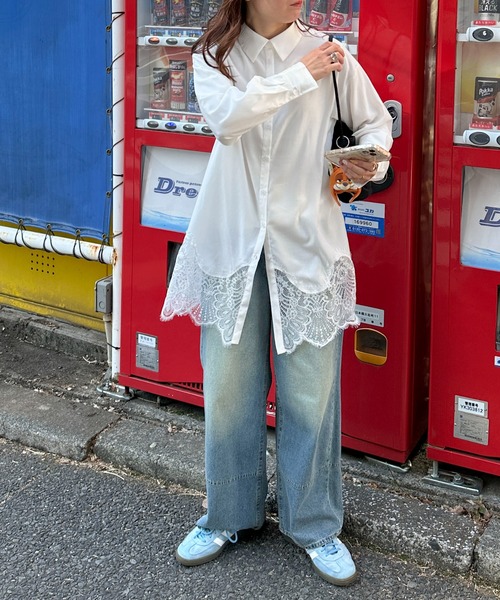 PILIT（ピリット）の「裾レースシャツ（シャツ/ブラウス・レディース・グレー/オフホワイト・MEDIUM）」の10枚目の写真