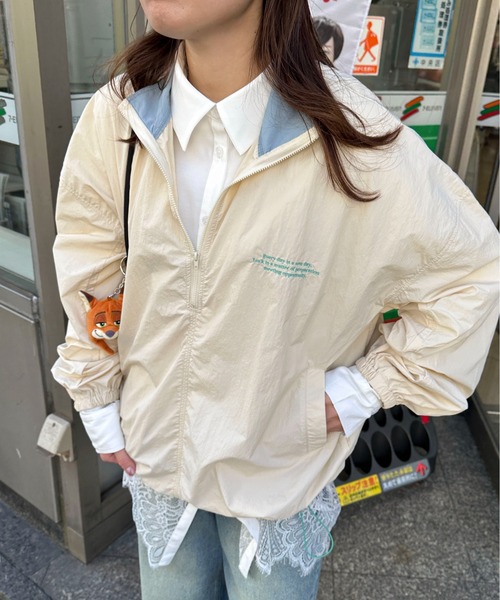 PILIT（ピリット）の「裾レースシャツ（シャツ/ブラウス・レディース・グレー/オフホワイト・MEDIUM）」の17枚目の写真