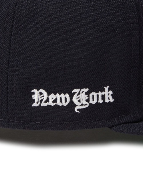 NEW ERA(ニューエラ)の「NEW ERA NEW YORK YANKEES OLD ENGLISH 59FIFTY(ニューエラ ニューヨーク・ヤンキース オールドイングリッシュ 5950)(キャップ・メンズ・ネイビー・7 1/4/7 3/8/7 1/2/7 5/8/7 3/4)」の7枚目の写真