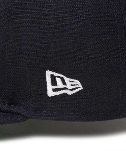 NEW ERA(ニューエラ)の「NEW ERA NEW YORK YANKEES OLD ENGLISH 59FIFTY(ニューエラ ニューヨーク・ヤンキース オールドイングリッシュ 5950)(キャップ・メンズ・ネイビー・7 1/4/7 3/8/7 1/2/7 5/8/7 3/4)」の8枚目の写真