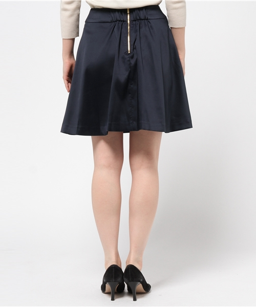 LOUNGEDRESS（ラウンジドレス）の「Wサテンフレアミニスカート（スカート・レディース・ネイビー/ブラック・ﾌﾘ-）」の7枚目の写真
