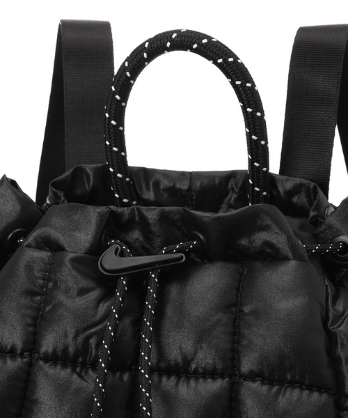 NIKE（ナイキ）の「NIKE NSW PUFFLE MINI BKPK HQ6693-010（ショルダーバッグ・レディース・ブラック・ONE SIZE）」の4枚目の写真