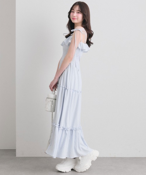 OLIVE des OLIVE（オリーブデオリーブ）の「フリルシャーリングティアードキャミワンピ（ワンピース・レディース・サックスブルー/ブラック/アイボリー・FREE）」の16枚目の写真