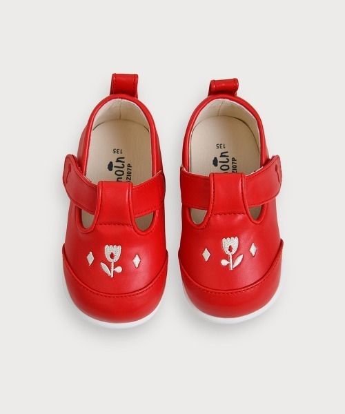 moimoln（モイモルン）の「チューリップ刺繍メロディシューズ・靴（ベビーシューズ/ベビーソックス・キッズ・レッド・13.5㎝/12.5cm/14.0cm/13.0cm）」の3枚目の写真