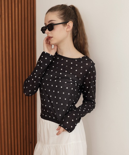 Mili affinity(ミリアフィニティー)の「ドット柄ロングシアーTシャツ(Tシャツ/カットソー・レディース・ホワイト系/ブラック系/グレー系・FREE)」の2枚目の写真
