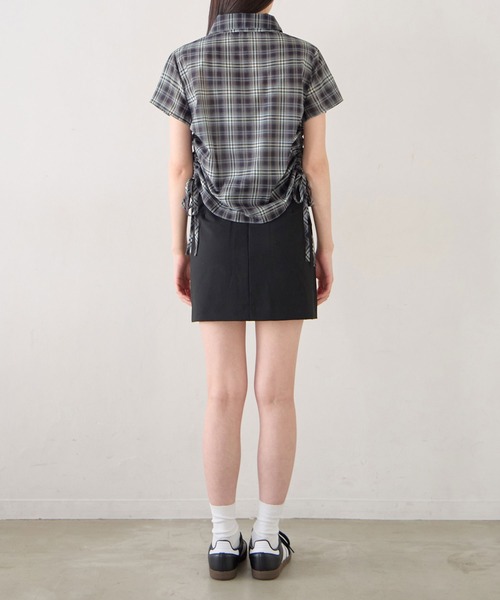 CHAN ME（チャンミ）の「サイドシャーリングデザインチェックシャツ（シャツ/ブラウス・レディース・ネイビー/ライトブルー・X-LARGE/LARGE/MEDIUM）」の9枚目の写真