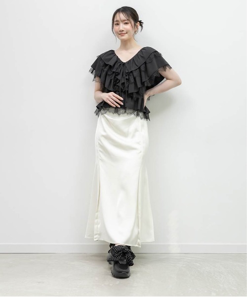 RANDA(ランダ)の「2WAY スカーフリボンボリュームスニーカー(スニーカー・レディース・アイボリー/ブラック・M/L/S/LL)」の19枚目の写真