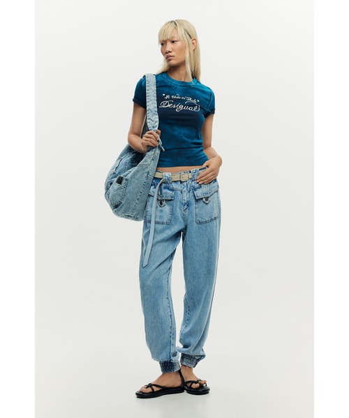 Desigual(デシグアル)の「Desigualフロッキープリント半袖Tシャツ 2026年春夏 新作(Tシャツ/カットソー・レディース・ブルー/レッド・S/M/L/XL/XS)」の7枚目の写真