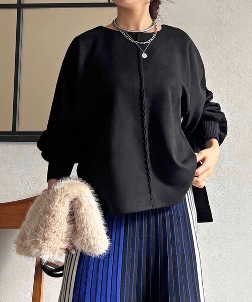 un dix cors（アンディコール）の「スエードドルマンプルオーバー（Tシャツ/カットソー・レディース・ブラック/グレイッシュベージュ/オフホワイト/バイオレット/グレー・FREE）」の2枚目の写真