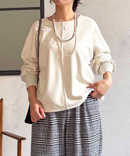 un dix cors（アンディコール）の「スエードドルマンプルオーバー（Tシャツ/カットソー・レディース・ブラック/グレイッシュベージュ/オフホワイト/バイオレット/グレー・FREE）」の6枚目の写真